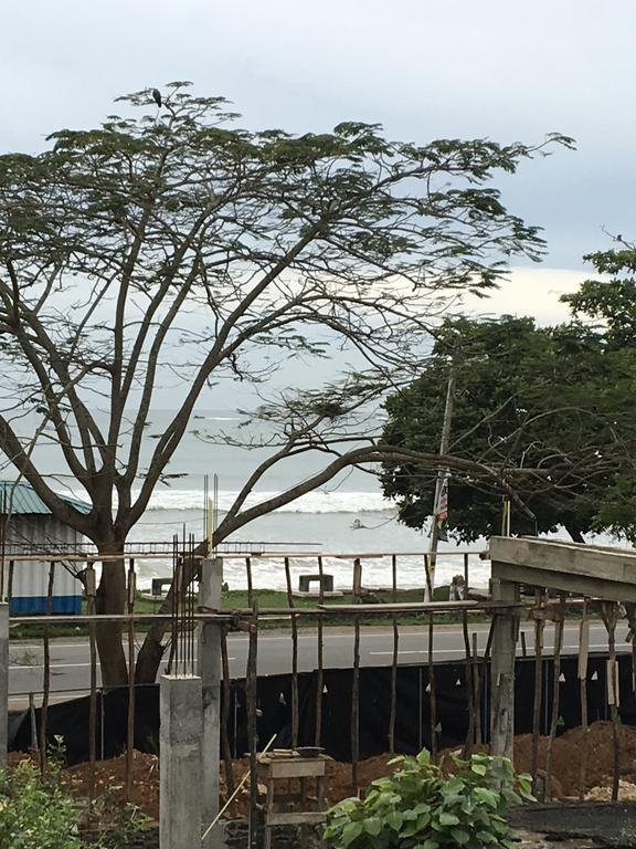 Gold Coast Resort Weligama Esterno foto